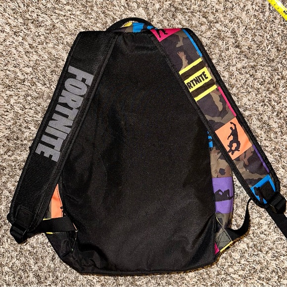 Colorful Fortnite Backpack - Picture 5 of 8